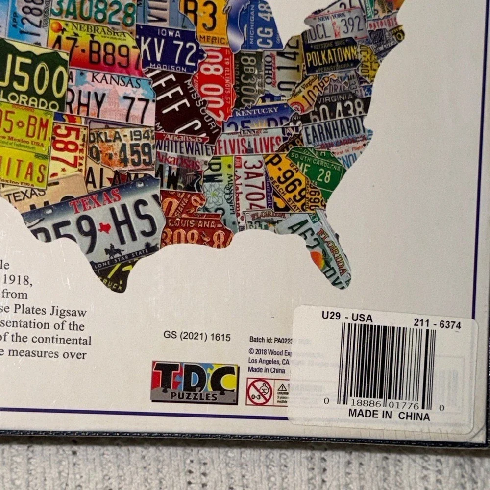 TDC Puzzles USA Shaped License Plate 1000 Piece Jigsaw Puzzle Americana 31 Inch